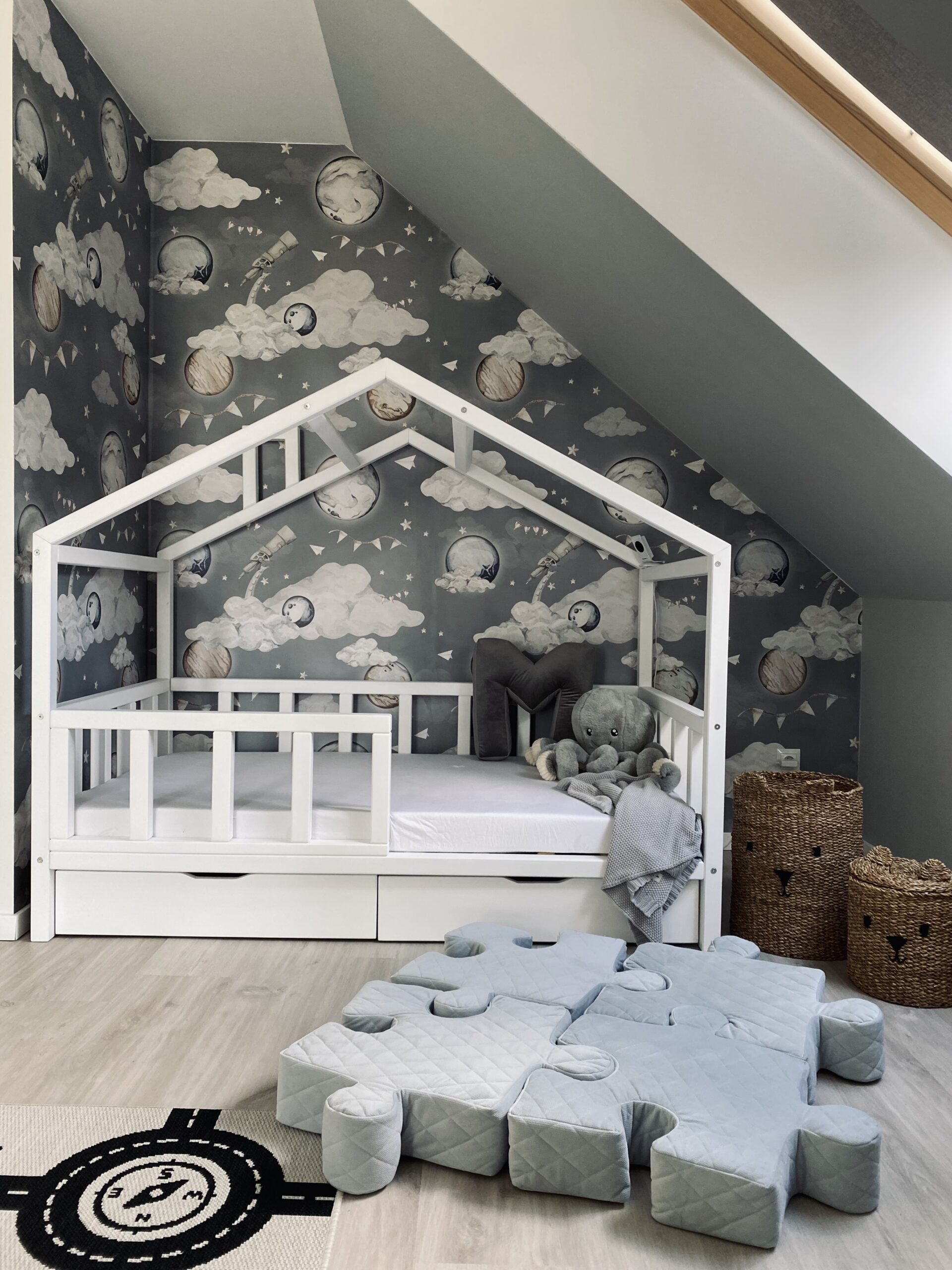 DOMEK DREAM z szufladami